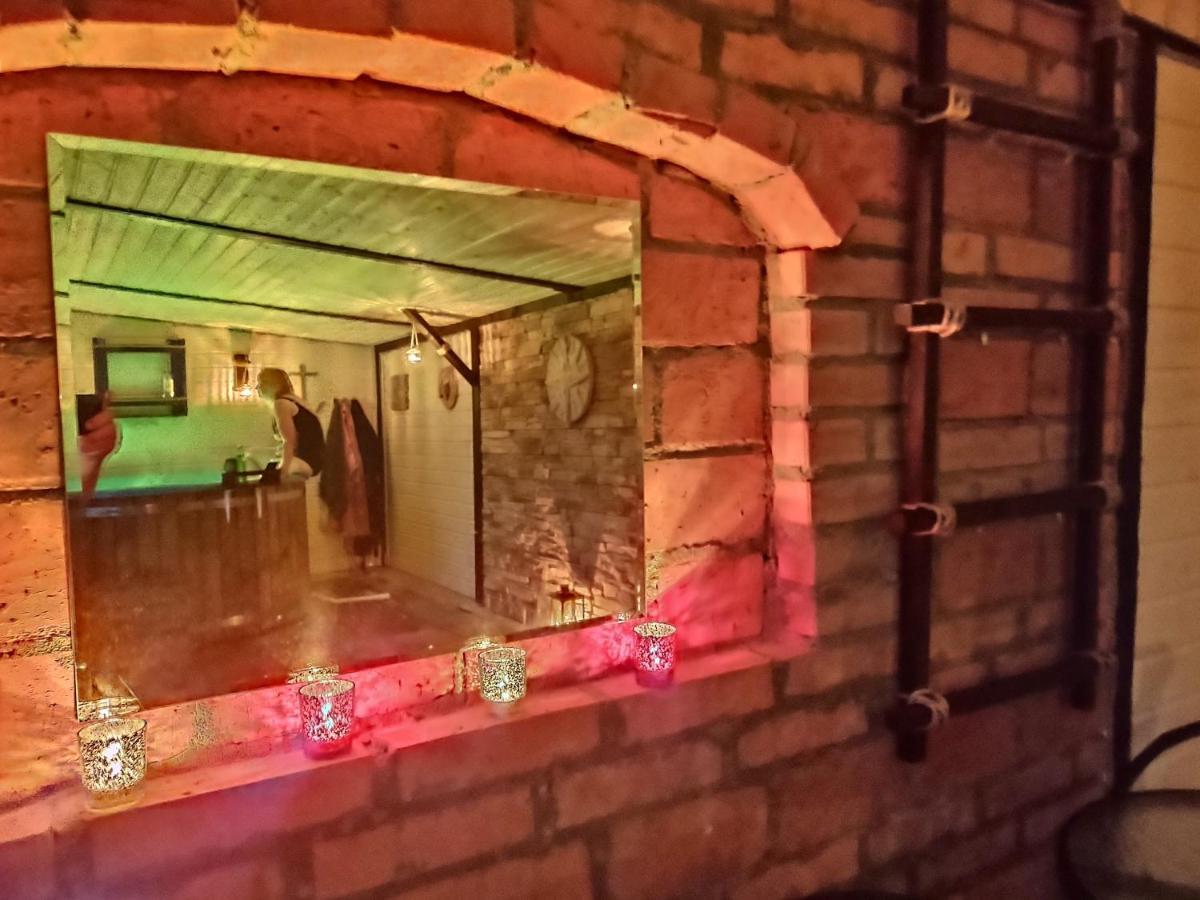 Domek Parterowy Apartamentowy Ostoja Rewal Esterno foto